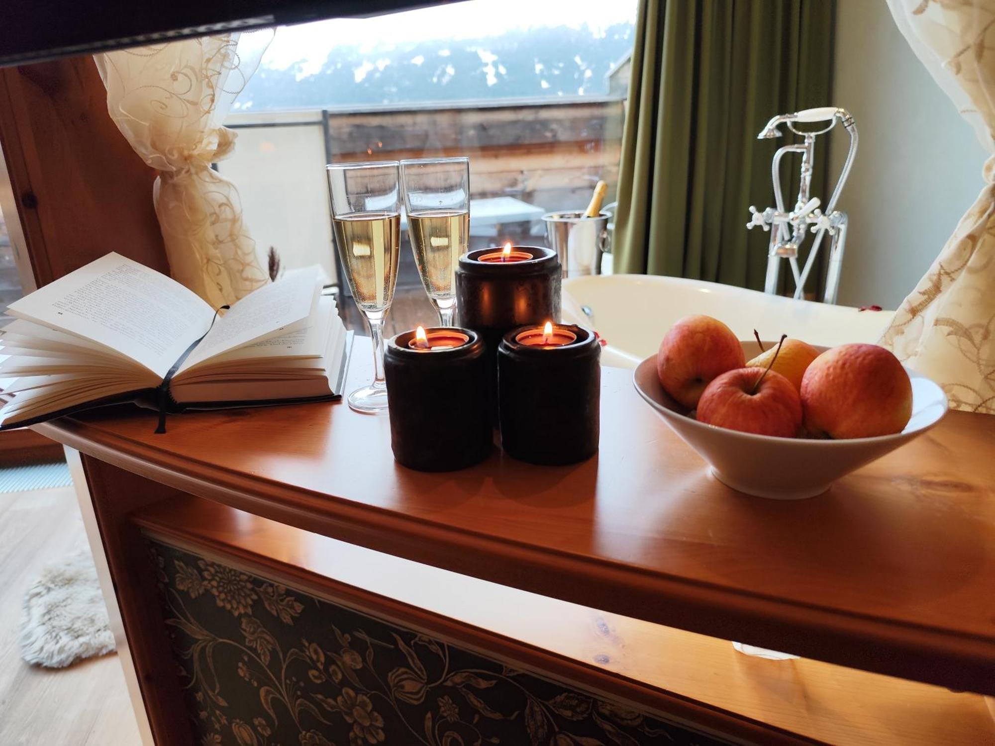 Wellness Aparthotel Panorama Alpin - Ferienwohnungen Jerzens Im Pitztal Exterior photo
